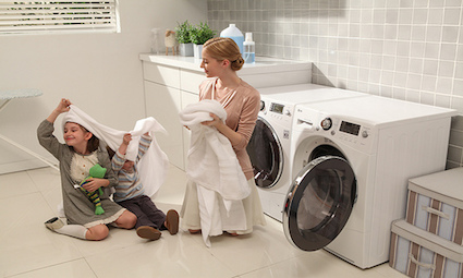 Mẹo nhỏ giúp khử mùi hôi máy giặt nhanh chóng và hiệu quả. 